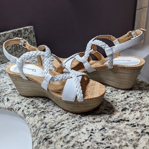 Baretraps Mairi White Platform Wedge Sandals